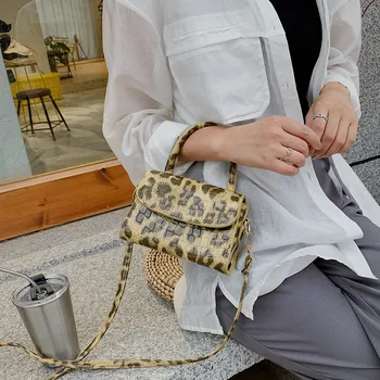 2020 noua moda leopard de imprimare diagonală încrucișată mic sac de sex feminin de moda high-end coreea retro unul-umăr geanta