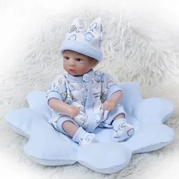 Nicery 8inch 20cm Bebe Renăscut Mini Papusa Moale din Silicon Realiste, Jucarie Cadou pentru copii de Craciun Băiat Drăguț Albastru Perna