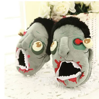 O Mărime Cald Amuzant O Pereche De Bumbac De Pluș Umplute Forma Zombie Pantofi Creativ Casa Moale De Pluș, Păpuși Acasă De Halloween Cadouri